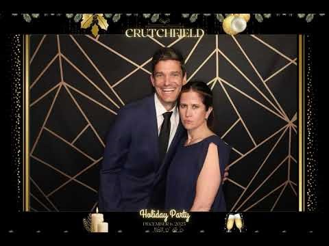 Crutchfield Holiday Party – Turn-Key Pro Photo Booth in San Diego | beÜtiful Pixels
