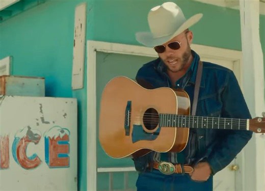 Charley Crockett Taught Himself To Play Electric Guitar Busking On The NYC Subway: “Bought This Telecaster Off This Hipster Kid In Bushwick” | Whiskey Riff