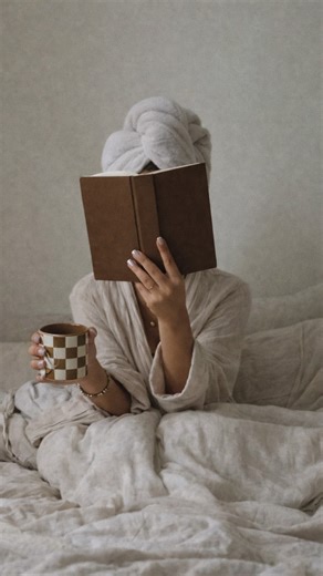 Yastin Martínez - Beauty | Lifestyle ✨ on Instagram: "Skincare routine 💕 Comment ‘LINK’ and I’ll send you all the products ✨ Baptism Gel Cleanser @dieuxskin PMD Clean Redvolution @pmdbeauty Avocado Eye Cream for Brightening & Depuffing @kiehls d’Alba White Truffle Spray Serum @dalba_global Vitamin C Bright Serum with N.A.D + Complex @youthtothepeople Magic Cream Anti-Aging Moisturizer with Hyaluronic Acid @charlottetilburyskincare @charlottetilbury d’Alba White Truffle Waterfull Essence Sunscre