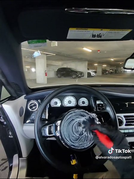 Inside the Luxurious Rolls-Royce Interior