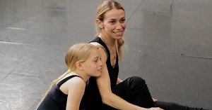 Eleonora Abbagnato sul palco con la figlia Julia: l'incanto e la forza di "Giulietta"