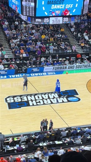 Mascot Dance-Off: Duke vs. NCAA Stars