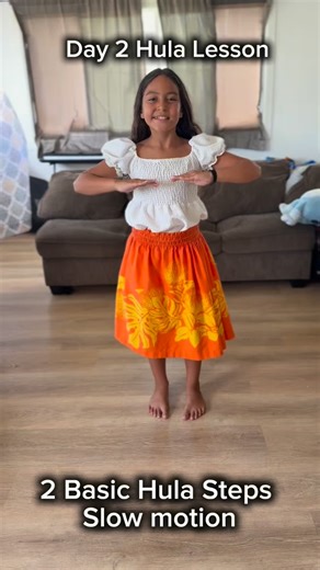 Day 2, Hula Lesson: slow motion, mirror image. We’re not Kumu Hula—just sharing basic hula with love and respect. We encourage you to please find a Kumu & Hālau near you🌿 #hula #hawaii #polynesian #polynesiandancing #oahu | Shinehah100