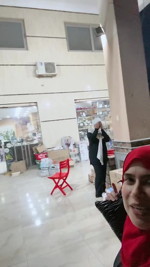 استكشف دكان البنات مع هاجر في دمياط الجديدة