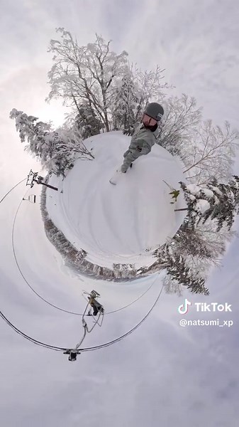 X4で撮影した360度映像は Insta360アプリで簡単に編集できます💡 ムーブメントテンプレートを使用すれば、ダイナミックな360度動画編集が誰にでも簡単に作成できます❤️‍🔥 自動追跡機能で画角も簡単編集。 最大31,500円割引のスノーキットセール開催中！ 2月27日まで🗓️ プロモーションコード【INRMYY8】を入力して購入すると、 アクセサリーの特典が付いてくるのでぜひ使ってね 🪿 #PR #insta360 #insta360x4 #インスタ360 #snowboarding #スノーボード