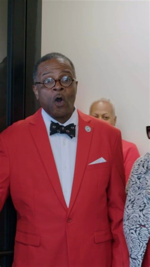 39K views · 343 reactions | The transformation on tonight's #MarriedToRealEstate was a huge win!!! Watch the full episode ➡️ @StreamOnMax. | HGTV | Facebook