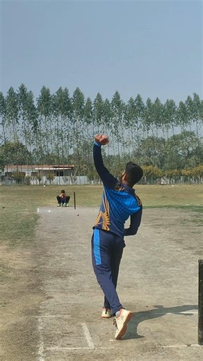 Spot Bowling 🥺 Left Arm Spin Bowling 🥰#shorts #ytshorts #trendingshorts #trendingmusic #viralshorts