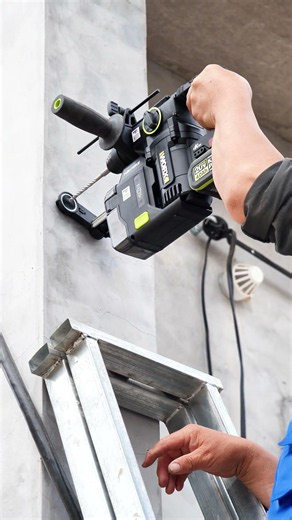 ZERO DUST? Testing the WU385 PUREFORCE Rotary Hammer Dust Collection System