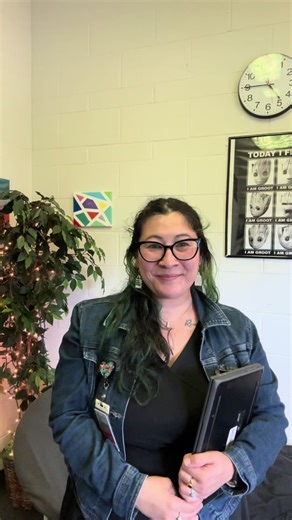 Here are the Do’s and Don’ts of using your student laptop in the hallway and in the classroom. #schoolcounselorsoftiktok #teachersoftiktok #schools #elementaryschool #schoolcounselor