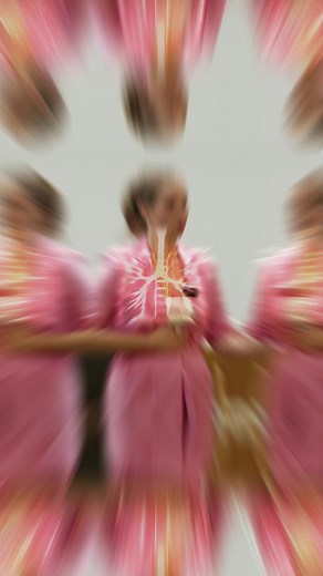 follow for more speaking & confidence tips 💃 #publicspeaking #communication #confidence #speakingtips #femalespeaker #herspeakingcoach