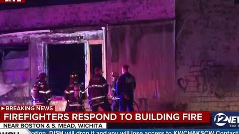 Firefighters go defensive on building fire in S. Wichita | Haystack News