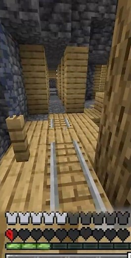I Hate Creepers 🥀 #minecraft #minecrafthardcormode #minecraftshorts #minecraftmemes