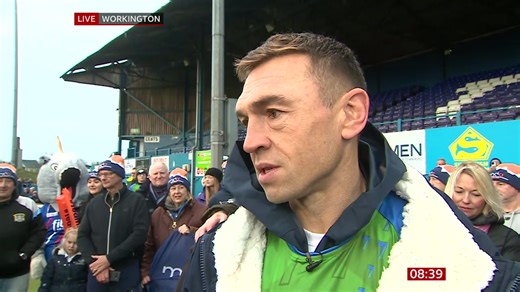 'This man is an inspiration' On #BBCBreakfast England rugby union coach Steve Borthwick praised his assistant coach Kevin Sinfield as he prepared for day five of his #7in7together challenge running from Workington to Whitehaven https://www.bbc.co.uk/news/articles/cz94p8qwx47o | BBC Breakfast