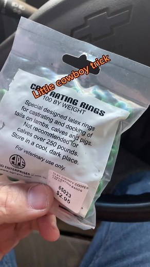 Discover the Little Cowboy Trick with Green Objects