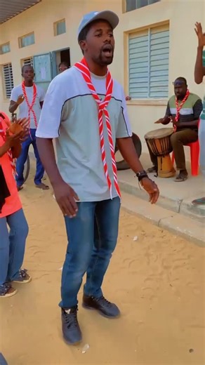 Camaraderie et soutien avec Croix Rouge Jeunesse