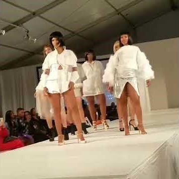 Runway Choreography: Hot Music by Soho