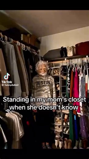 Why is scaring the people you love so satisfying? 😱Why is watching videos of people being scared so funny? 😂Why do you get so mad when someone scares you? 😠I don’t know, either, but these made me laugh. 🤭