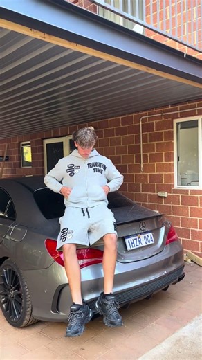 Dropping 8pm awst be there, VIP sign up on website