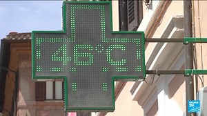 🇮🇹 The Italian islands of Sardinia and Sicily have been forecast to possibly surpass a continent-wide record of 48.8C recorded in #Sicily in August 2021 as the country along with much of southern Europe swelters amid an extreme #heatwave 👇 | FRANCE 24 English