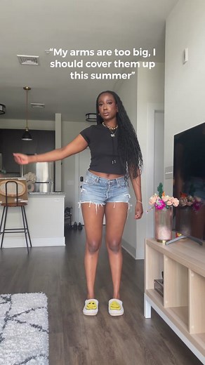 Summer Outfit Ideas to Conceal Big Arms | Fashion Inspiration
