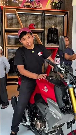 2026 Honda CB150R: Looks So Tough, CB150R: A Comfortable Daily Sportbike!!