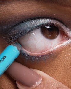 74K views · 375 reactions | Need some inspiration? Look no further than these celeb tutorials featuring looks inspired by Ariana Grande and Rihanna! | Fuel Factory | Facebook