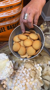 292K views · 3.4K reactions | Easy Banana Pudding  | Charles Parks | Facebook