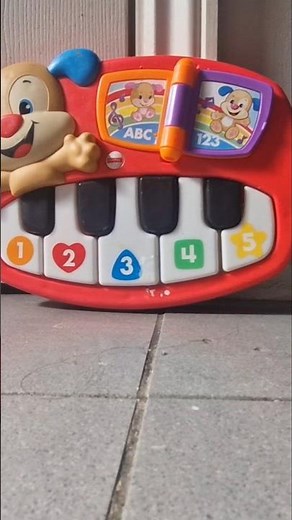Fisher-Price Laugh & Learn Puppy's Piano Startup
