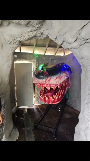 And then the floodgates opened!!! #shark #pirates #hauntseason | Freaks of Halloween Horror Nights