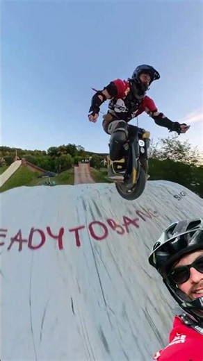 The INMOTION P6 turns every jump into a bold expression of power, balance, and control.