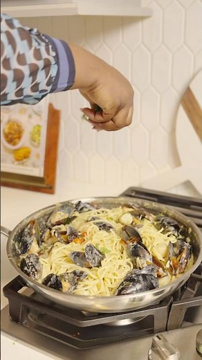 The Easiest Shrimp Scampi Recipe You'll Ever Find