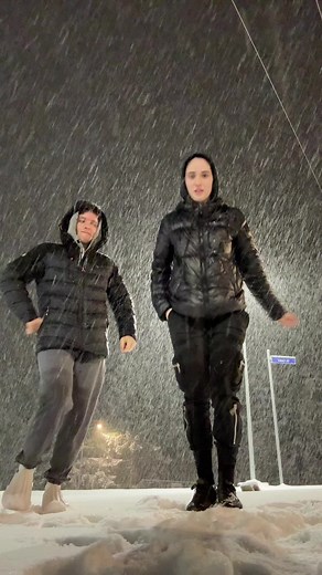 vara, iarna orice ar fi, tiganeasca n-ar lipsi😁@Radu Ludosan #fyp #tiganeste #dans