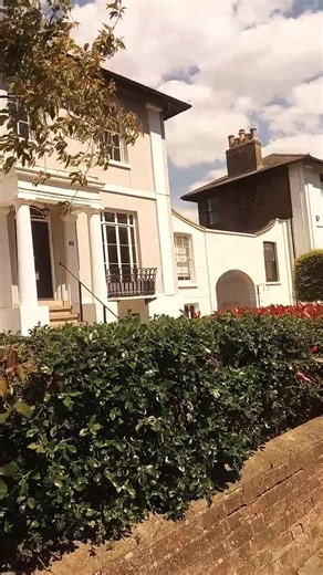 Alien Skin's New Home in the UK: Discover the Transformation