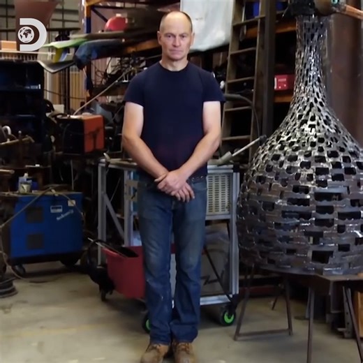 Transforming old water heaters ➡️ upcycled furniture?! 🔨 #ScrapKings | Discovery Channel UK