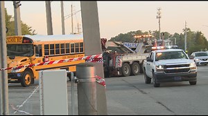 Navy doctor stops and helps people in school bus crash