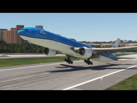 Sharp turn when cargo plane is about to make an emergency landing // game