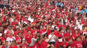 18K views · 667 reactions | 每年一定不错过的 Padang Wave，就在 Padang 大草场！现场气氛十分热烈！和我们欢庆新加坡54岁的国庆庆典！ #NDP2019 | bit.ly/NDP2019Toggle ✨ | Mediacorp LOVE 972 | Facebook