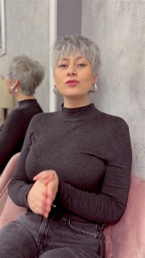 Prejudecățile despre meserii spun mai multe despre noi decât despre munca altora. Orice job făcut cu responsabilitate merită respect. #studio #Galati #motivate #locdemunca | Creative Fantasy Studio