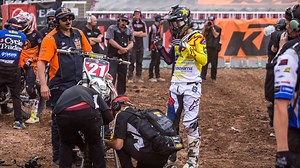 Have you checked out the premiere episode of Swapmoto Live, presented by Ogio yet? Supercross Champion Jason Anderson joins Donn Maeda in studio for a fun, candid conversation. Here is an excerpt... Find the whole show at https://motocross.transworld.net/videos/swapmoto-live-with-jason-anderson/ | TransWorld Motocross