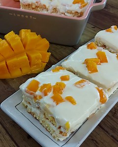 45K views · 571 reactions | Mango Overnight Cake! Super creamy pa! #lutongpinoyrecipe #cake #sweets #dessert #PangNegosyo | Lutong Pinoy Recipe | Facebook