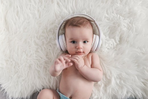 L’éveil musical, à quel âge et comment le mettre en œuvre avec bébé ?