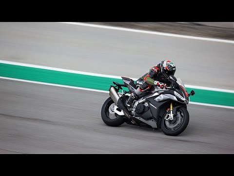 2021 Aprilia RSV4 Review | MC Commute