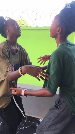 #fyp #explore #viralvideos #trendingvideo #4dancesisters #starlizdancer22 #makemefamous #dancer @Wendy Shay