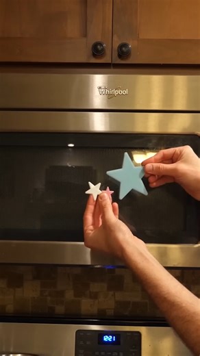 123K views · 1.8K reactions | This will help you see microwaves 〰️ #experiment #microwave #waves #physics #science #reels | The Action Lab | Facebook