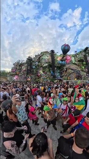 Counting down the days to Tomorrowland Brasil 2027