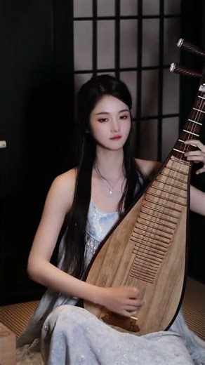 Ancient Chinese Pipa Music 🎶 Relaxing & Emotional Live Performance