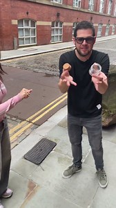 Coin trick showcases sleight of hand teleportation