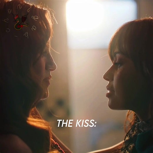 Cheryl and Toni's Heartwarming First Kiss on Riverdale