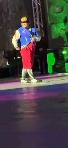Jr the Clown Dances to “They Not Like Us” 🤡 | Garden Bros Circus Live Show