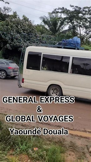 Découvrez le Coaster climatisé de GENERAL EXPRESS VOYAGES à Yaoundé, offrant une expérience de voyage vers Douala dans le plus grand confort. Profitez d'un service de qualité, d'un espace agréable et d'une ambiance conviviale tout au long de votre trajet | Astro-Fast Cameroon